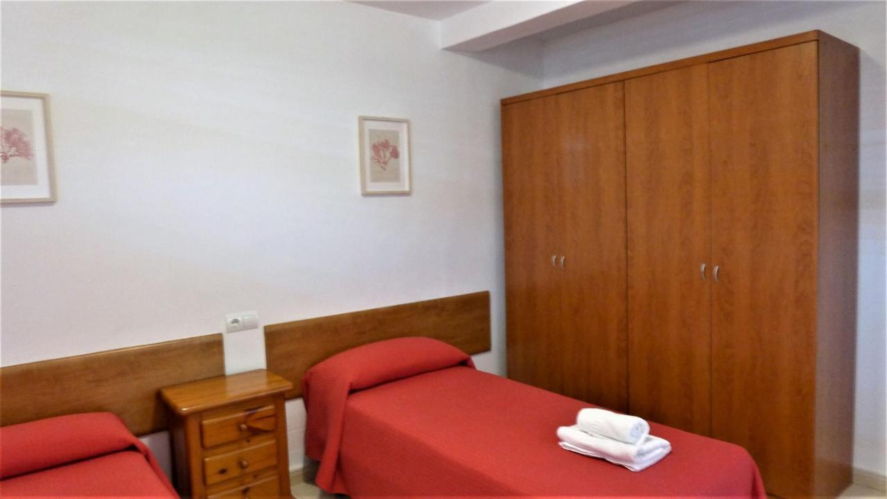 Apartamentos Colon 萨洛 外观 照片