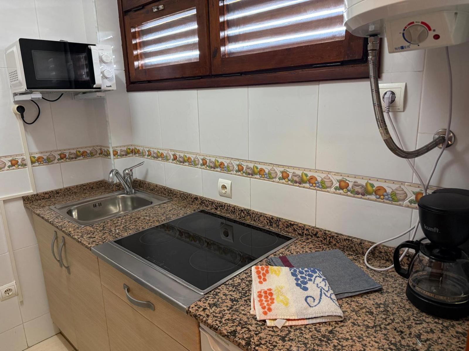 Apartamentos Colon 萨洛 外观 照片